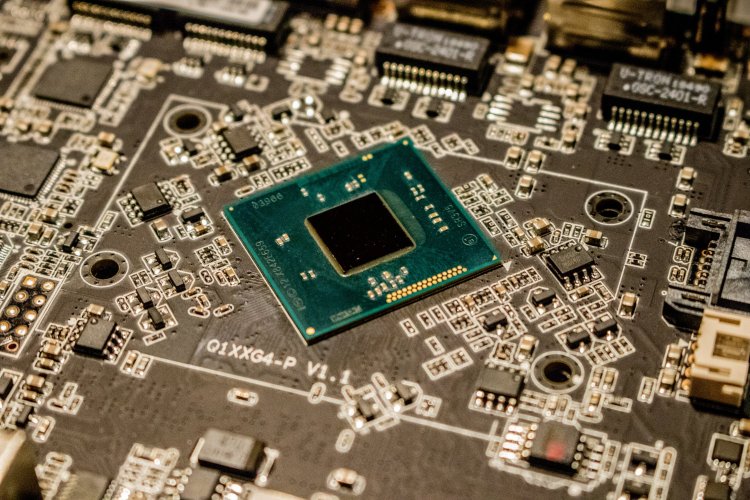 Alpha And Omega Semiconductor: goedkoop chipaandeel